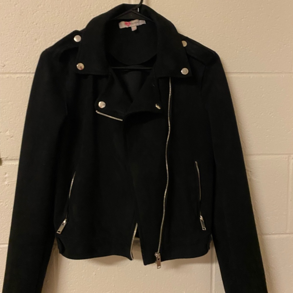 Black jacket ▪️